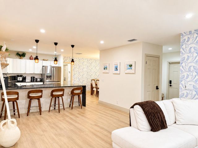 3904 LOWSON Boulevard, Delray Beach, FL 33445