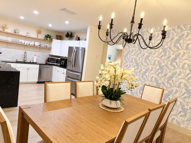 3904 LOWSON Boulevard, Delray Beach, FL 33445