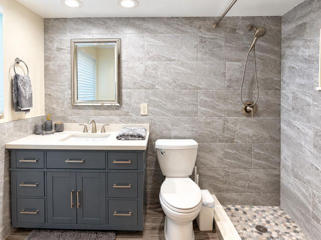 3904 LOWSON Boulevard, Delray Beach, FL 33445
