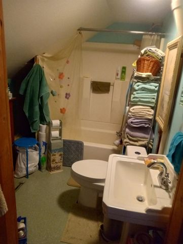 240 Church Street, Shaftsbury, VT 05262