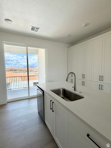 907 W GOLD RIDGE LANE, St. George, UT 84790
