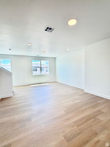 907 W GOLD RIDGE LANE, St. George, UT 84790