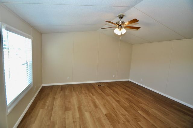 318 Road 51023, Cleveland, TX 77327