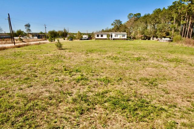 318 Road 51023, Cleveland, TX 77327