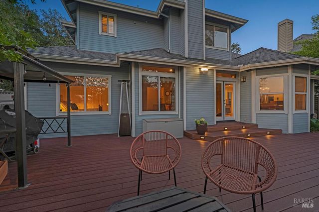 1508 Ronne Dr, Santa Rosa, CA 95404