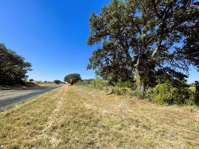 1276 Fm 574 W, Mullin, TX 76864