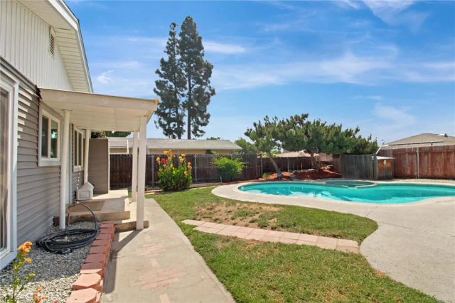 9359 Lomita, Rancho Cucamonga, CA 91701