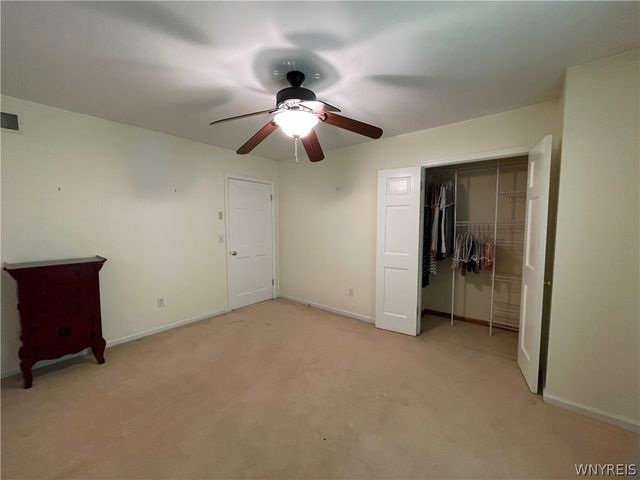 200 Deerwood Lane, Grand Island, NY 14072