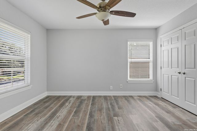 134 Longridge Dr, San Antonio, TX 78228