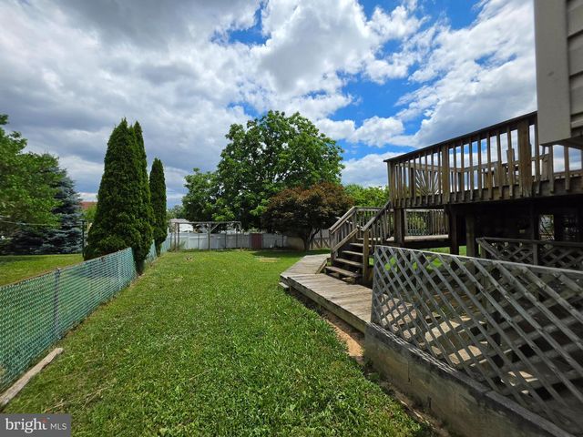 5705 REDMOND STREET, Baltimore, MD 21225