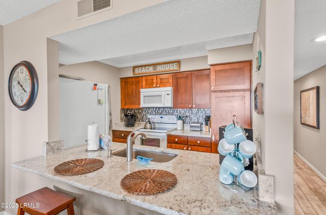 2 Harbor Dr N Unit L308, St. Helena Island, SC 29920