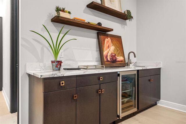 4564 MONDRIAN COURT, Sarasota, FL 34240