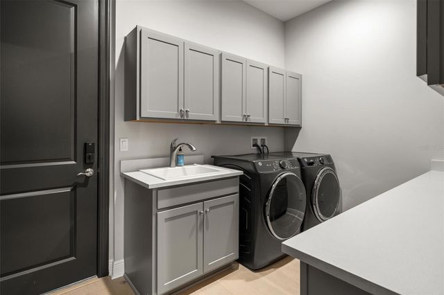 4564 MONDRIAN COURT, Sarasota, FL 34240