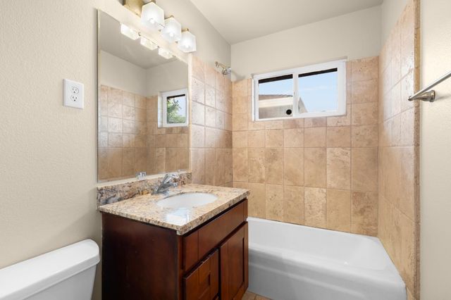 3827 Lankershim Way, North Highlands, CA 95660