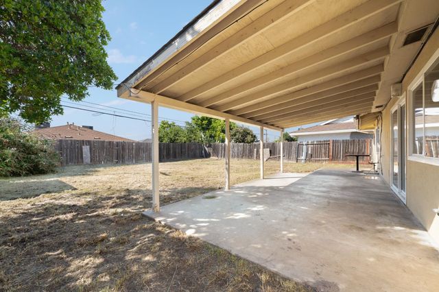 3827 Lankershim Way, North Highlands, CA 95660