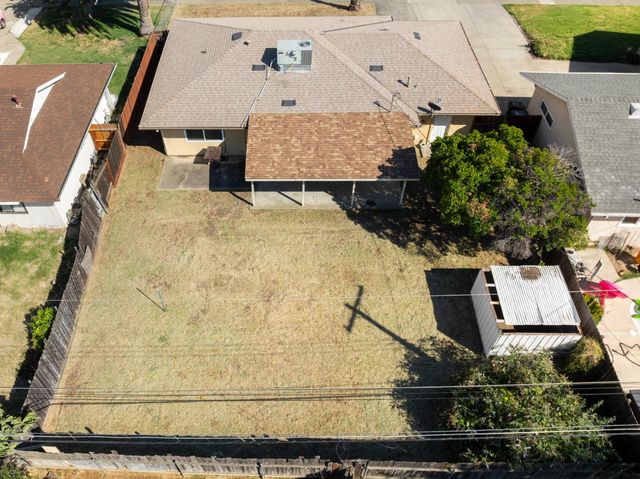3827 Lankershim Way, North Highlands, CA 95660