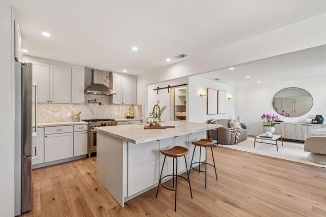 332 N Humboldt, San Mateo, CA 94401