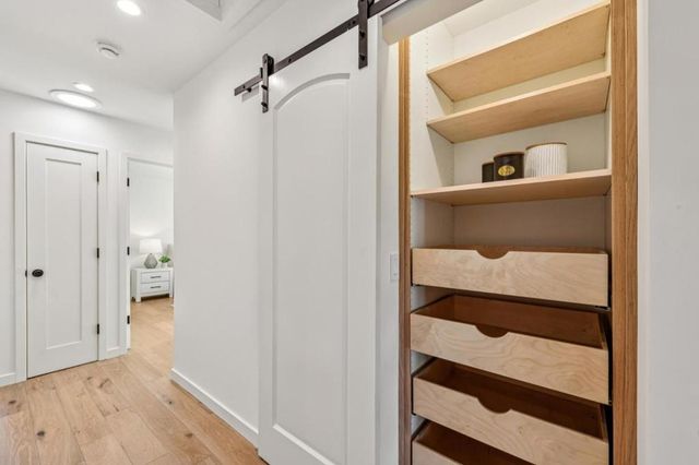 332 N Humboldt, San Mateo, CA 94401