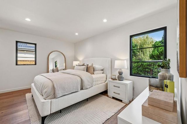 332 N Humboldt, San Mateo, CA 94401