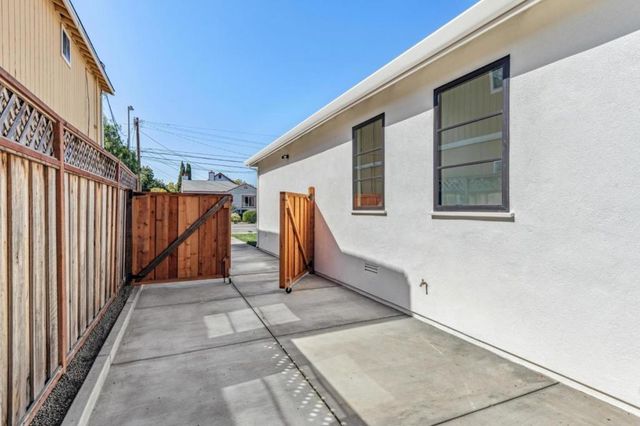 332 N Humboldt, San Mateo, CA 94401