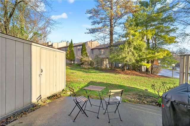 504 Cherry Ct, Ross Twp, PA 15237