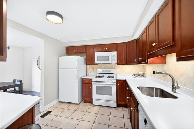 504 Cherry Ct, Ross Twp, PA 15237