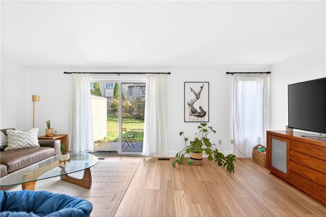 504 Cherry Ct, Ross Twp, PA 15237