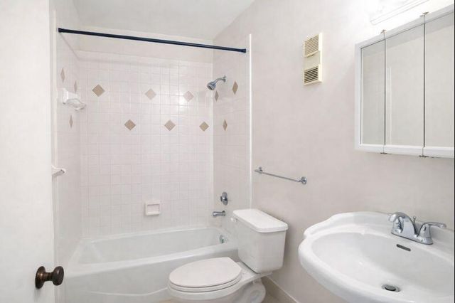 1443 SW 27th Avenue 2d, Boynton Beach, FL 33426