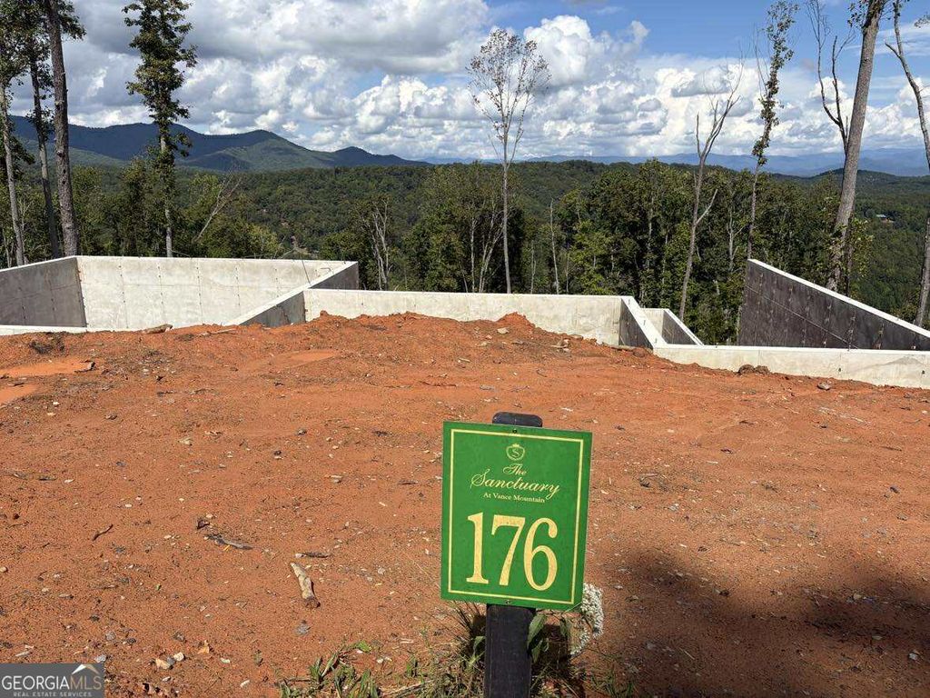 437 Skyline View Drive, Murphy, NC 28906