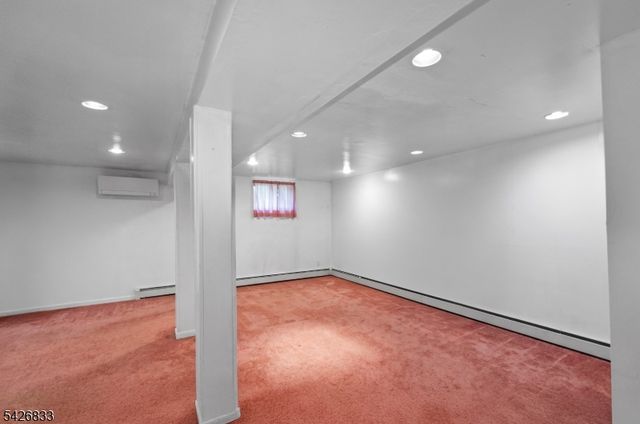 41 Cooper Ave, Roseland Boro, NJ 07068