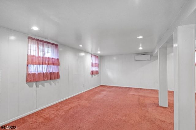 41 Cooper Ave, Roseland Boro, NJ 07068