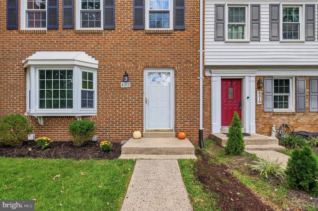 8312 MOLINE PL, Springfield, VA 22153