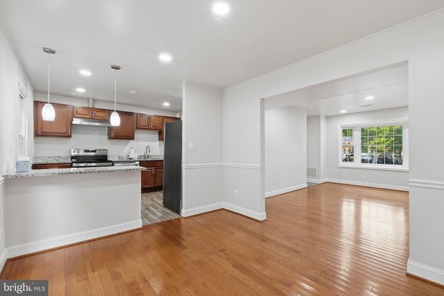 8312 MOLINE PL, Springfield, VA 22153