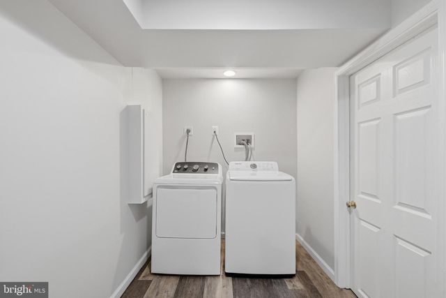 8312 MOLINE PL, Springfield, VA 22153