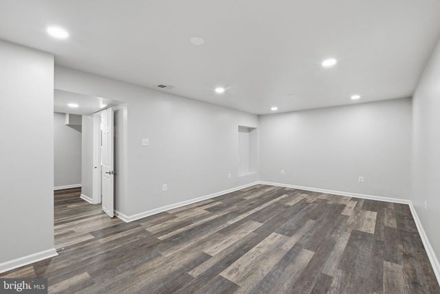 8312 MOLINE PL, Springfield, VA 22153