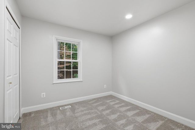 8312 MOLINE PL, Springfield, VA 22153
