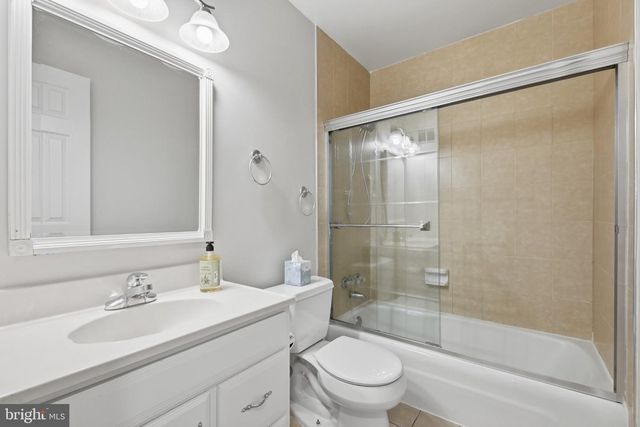8312 MOLINE PL, Springfield, VA 22153