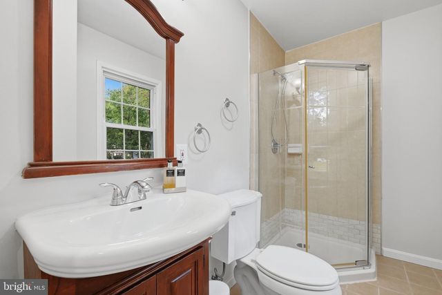 8312 MOLINE PL, Springfield, VA 22153