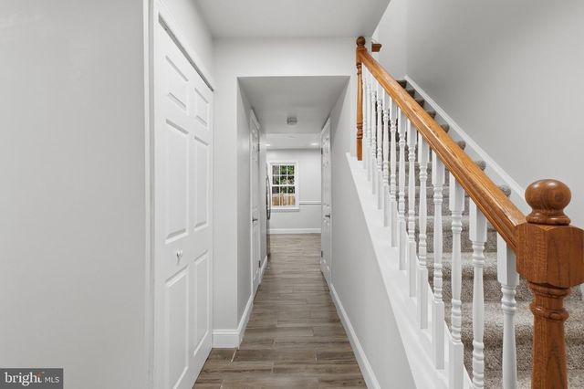 8312 MOLINE PL, Springfield, VA 22153