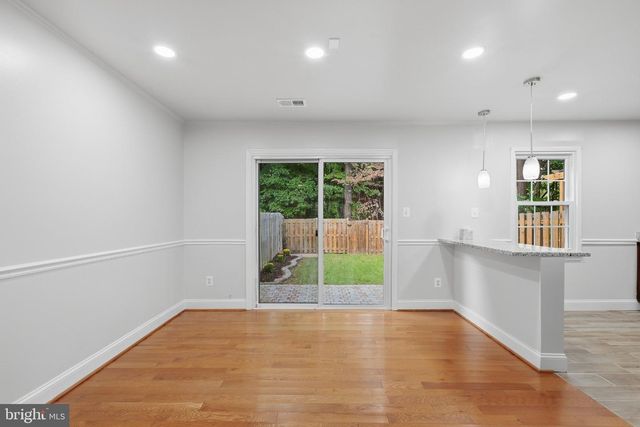 8312 MOLINE PL, Springfield, VA 22153