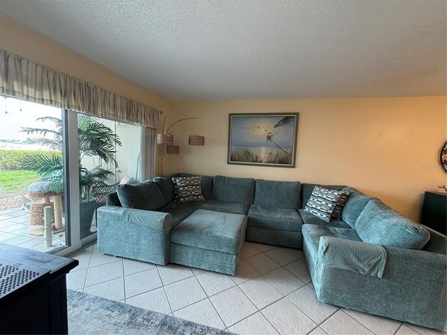 6322 PALMA DEL MAR BLVD S 103, St Petersburg, FL 33715