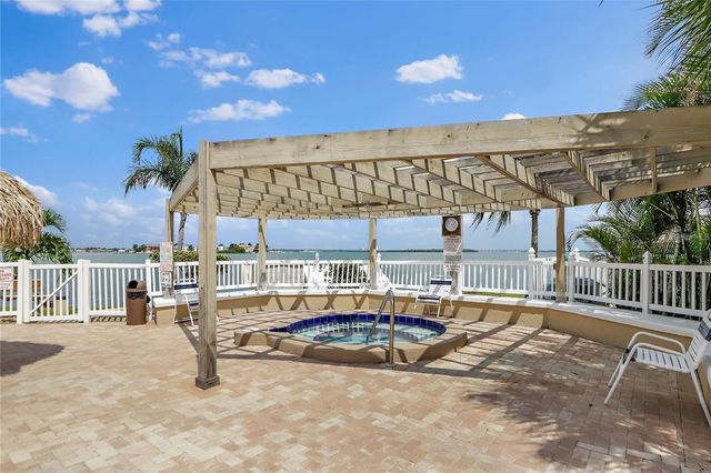 6322 PALMA DEL MAR BLVD S 103, St Petersburg, FL 33715