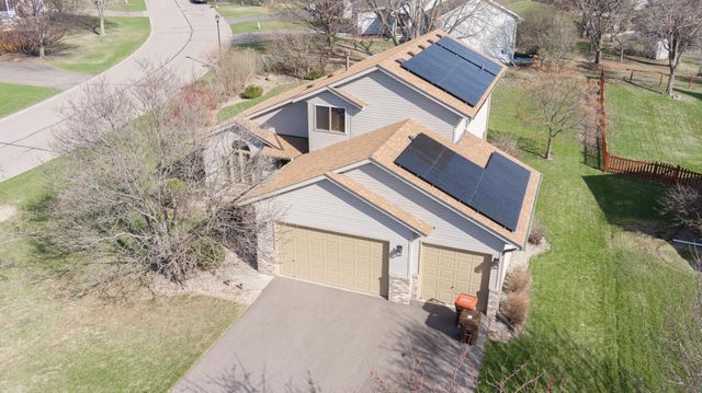 290 Pendryn Hill Overlook, Woodbury, MN 55125