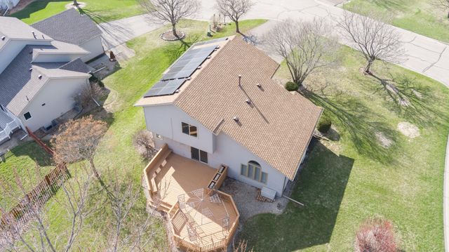 290 Pendryn Hill Overlook, Woodbury, MN 55125