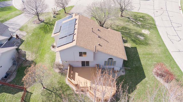 290 Pendryn Hill Overlook, Woodbury, MN 55125
