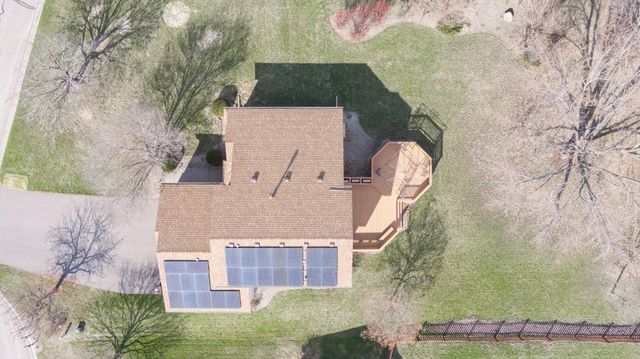 290 Pendryn Hill Overlook, Woodbury, MN 55125