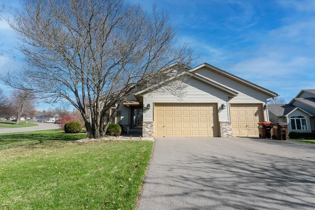 290 Pendryn Hill Overlook, Woodbury, MN 55125