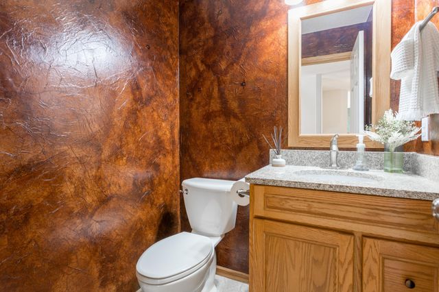 290 Pendryn Hill Overlook, Woodbury, MN 55125