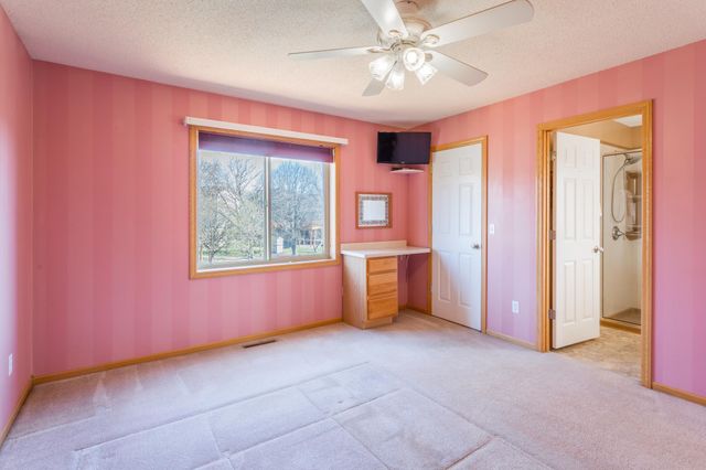 290 Pendryn Hill Overlook, Woodbury, MN 55125