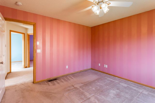 290 Pendryn Hill Overlook, Woodbury, MN 55125